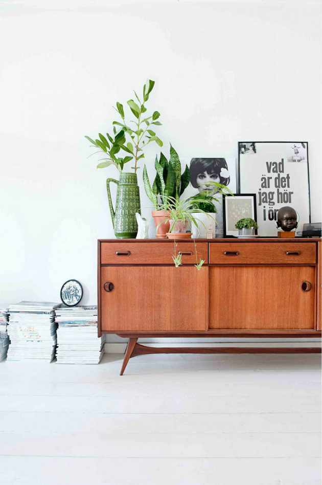 Get Inspired by These Mid Century Modern Buffets and Cabinets4