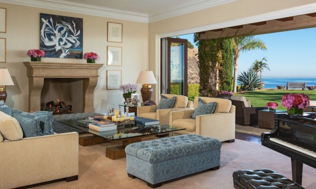 Gigi Hadid's Parents Selling Malibu Mansion1