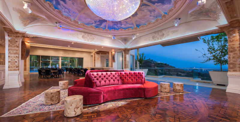 Palazzo Di Amore, The Heart Of Beverly Hills